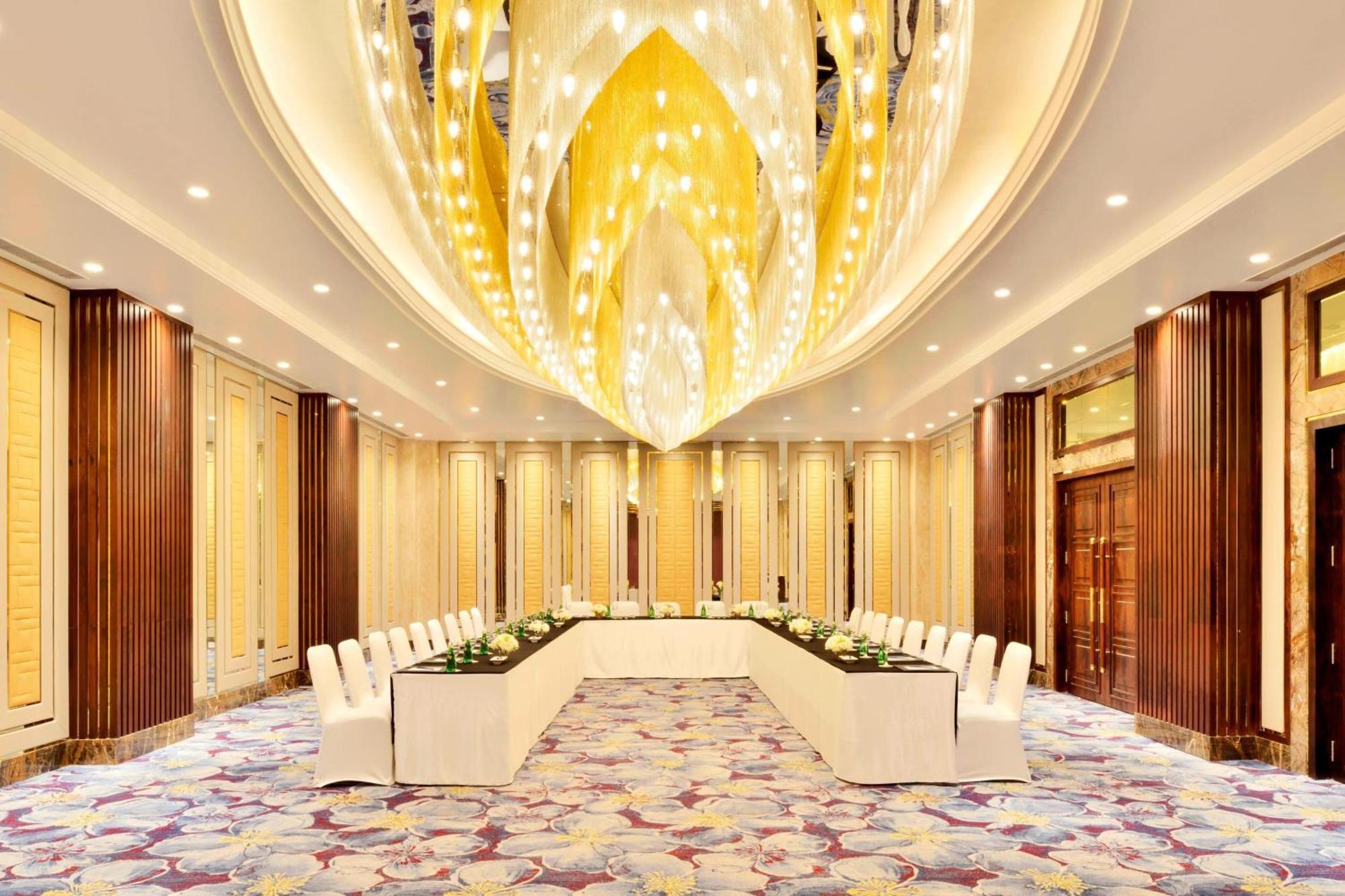 Sheraton Grand Pune Bund Garden Hotel Exterior foto
